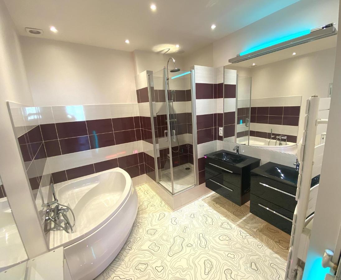 Floydroom's Hotes Standing Dans Partage Proche Chateau